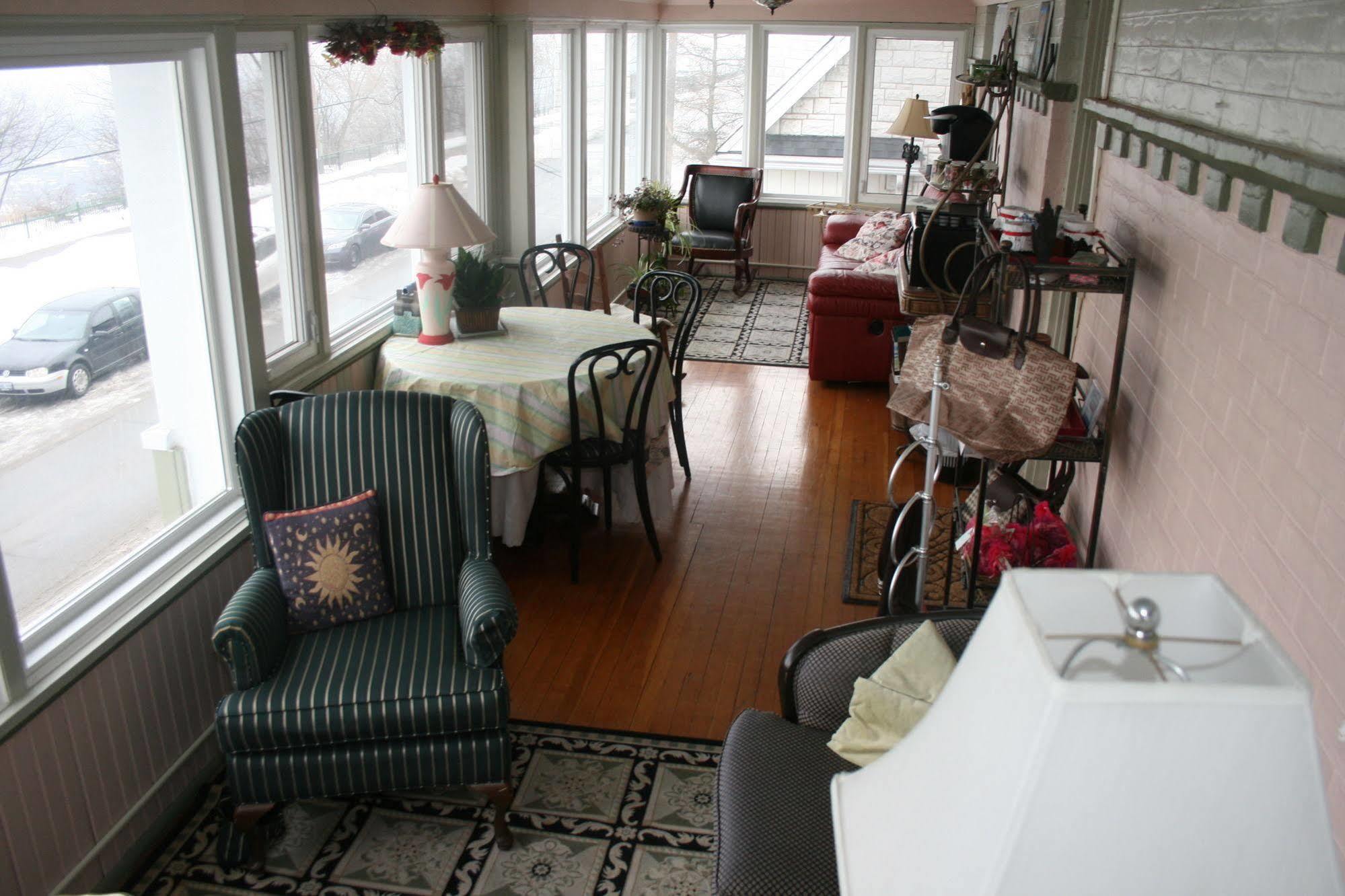 Rose Arden Bed & Breakfast Hamilton Esterno foto